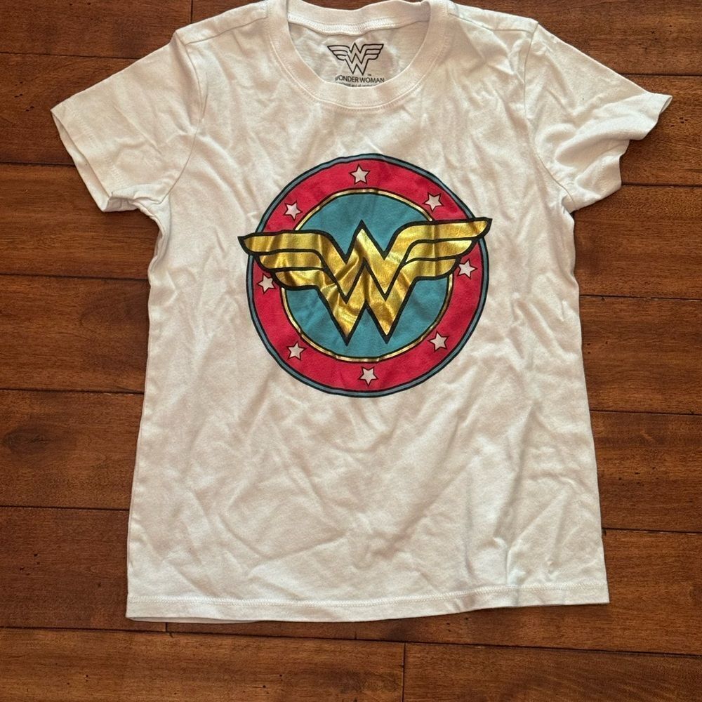 Wonder Woman Shirt Girls Size Medium 7-8 Super Hero T-Shirt Short Sleeve Tee‎